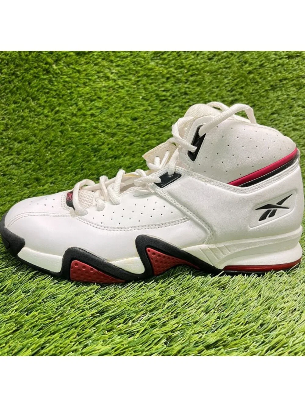 Reebok Avant Guard Mens Size 6.5 White Black Basketball Leather Shoes Sneakers